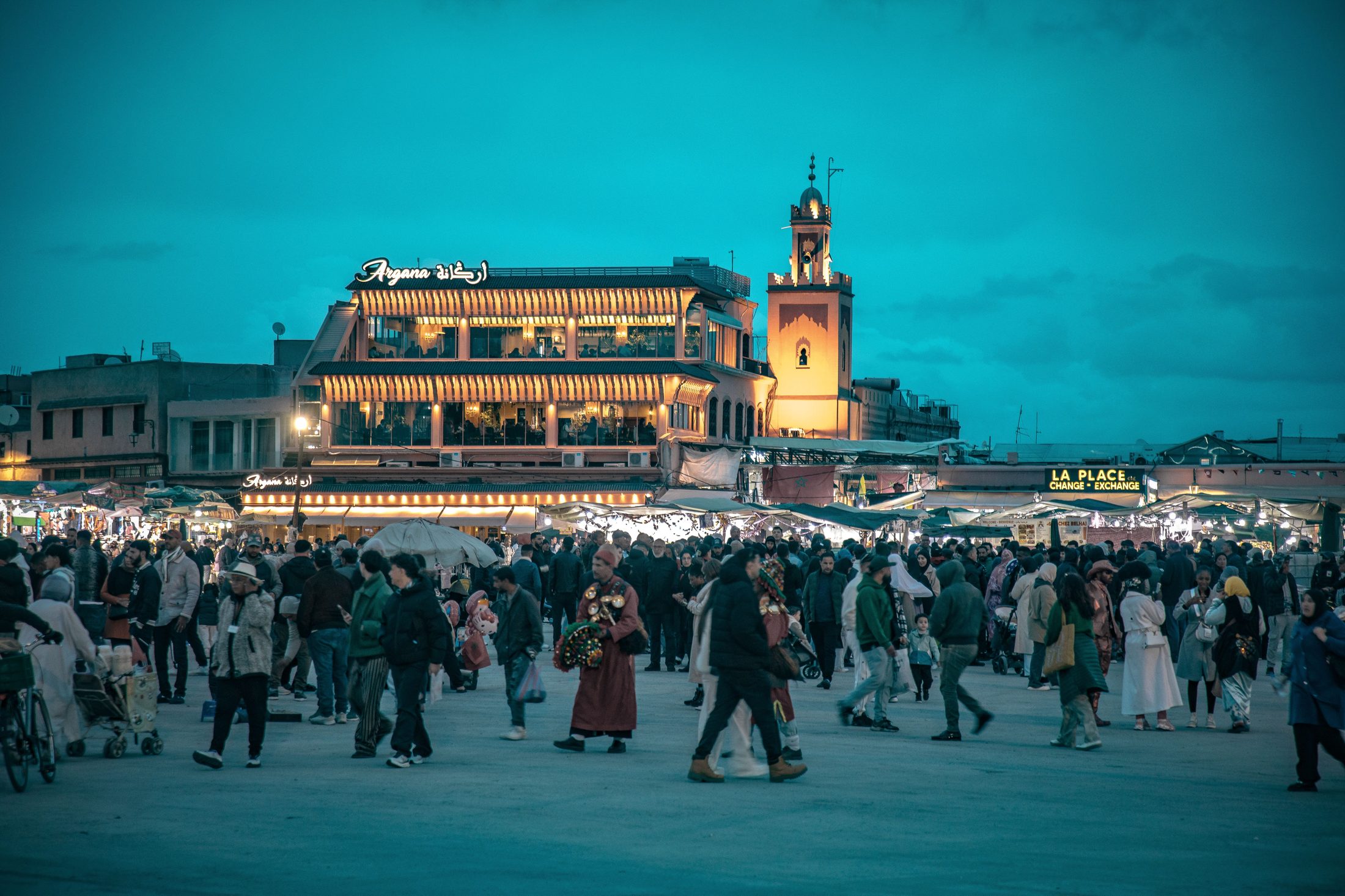 Jemaa el-Fnaa at dusk